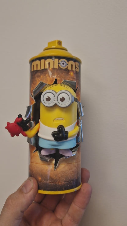 Bombe de peinture custom minions– Figurine des minions enfant pop culture artisanale