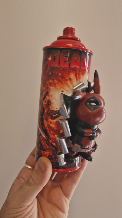 Bombe de peinture custom marvel – Figurine deadpool pikachu pop culture artisanale