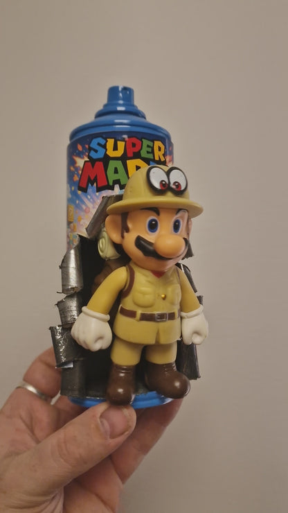 Bombe de peinture custom nintendo  – Figurine mario safari  pop culture artisanale