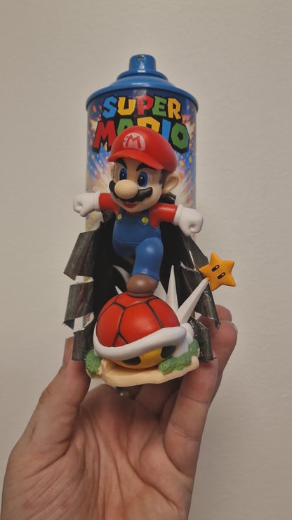 Bombe de peinture custom nintendo  – Figurine mario soccer pop culture artisanale