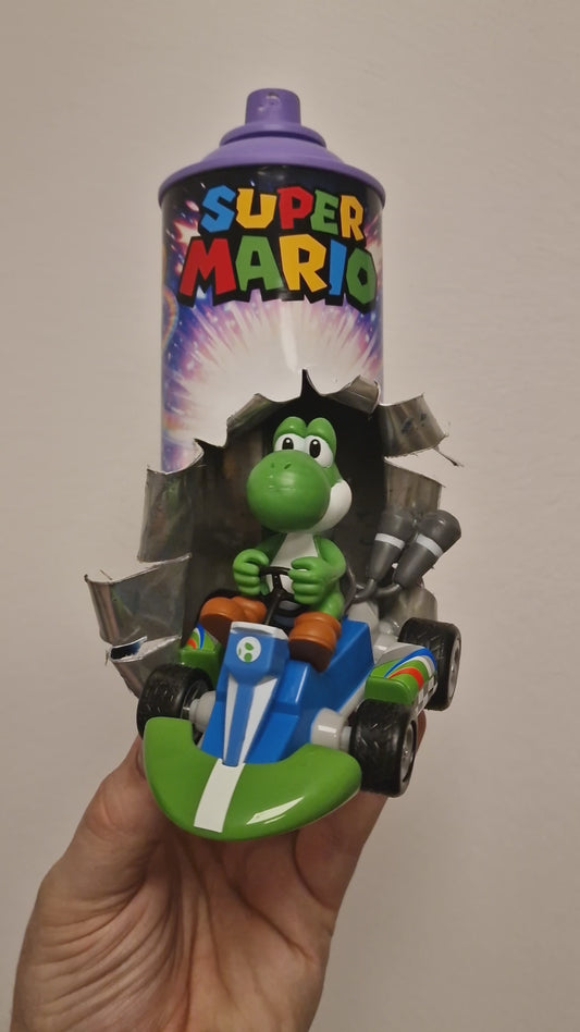Bombe de peinture custom nintendo   – Figurine yoshi pop culture artisanale