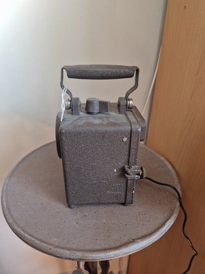 Lampe industrielle sncf vintage   – Création artisanale unique