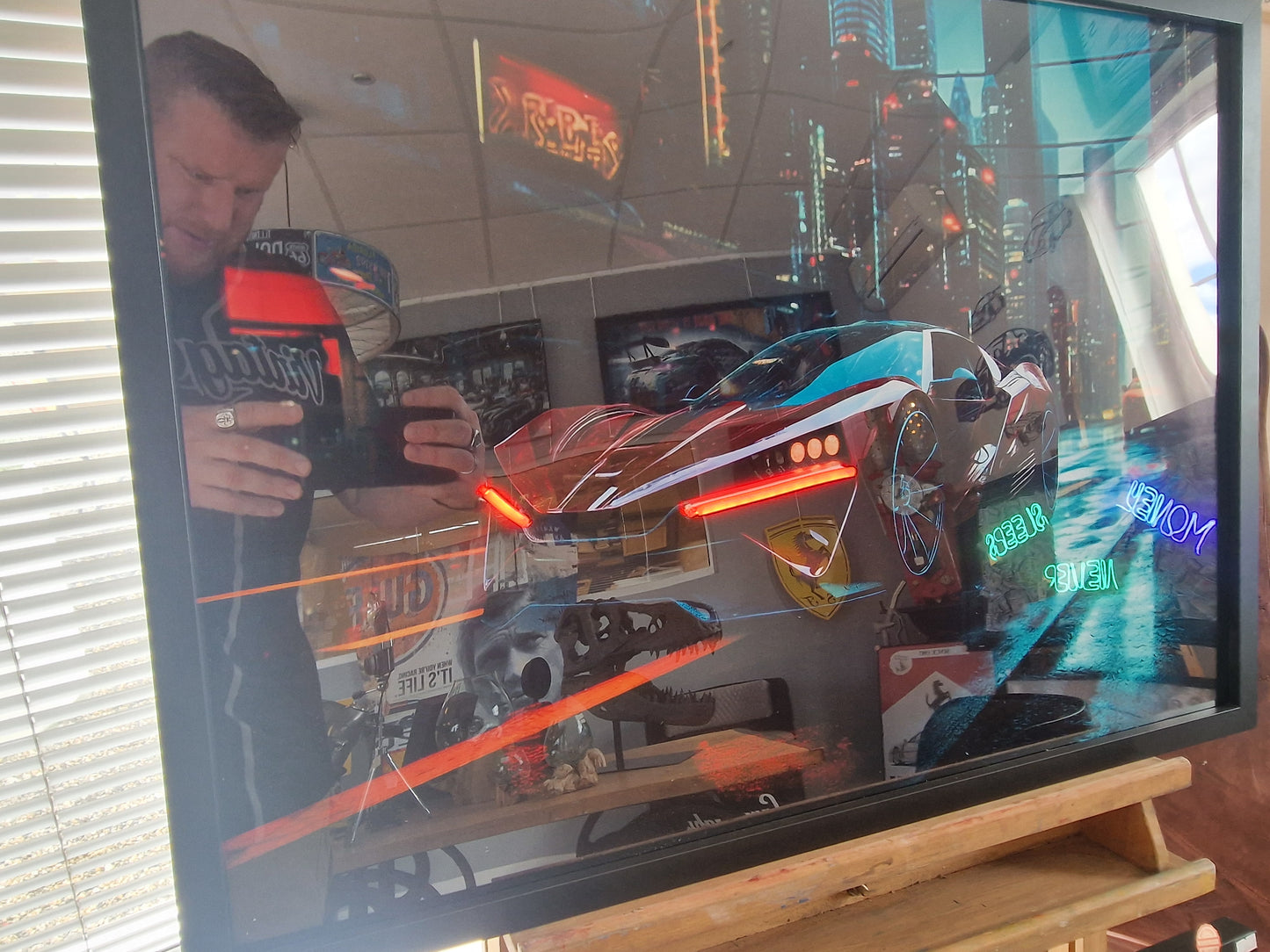 Cadre voiture futuriste 54×74 avec néons rouges – Voiture cyberpunk – Création artisanale Ardèche