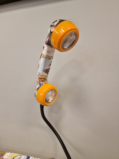 Lampe Téléphone Vintage Naruto – Ancien Téléphone Transformé en Lampe Design Manga