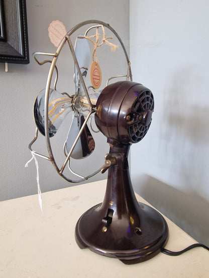 Lampe ancien ventilateur Calor – création vintage artisanale upcyclée Vintagedison