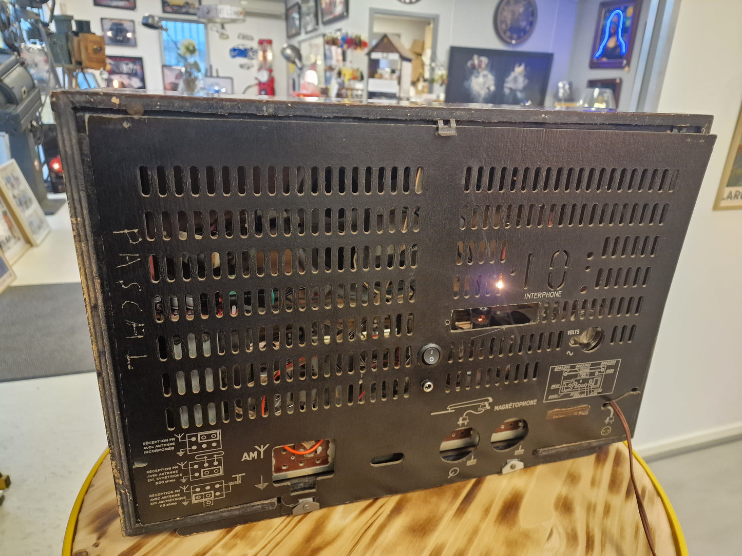 Radio Philips vintage FM fonctionnelle – Enceinte Bluetooth intégrée – Boîtier bois – Radio ancienne restaurée rétro déco