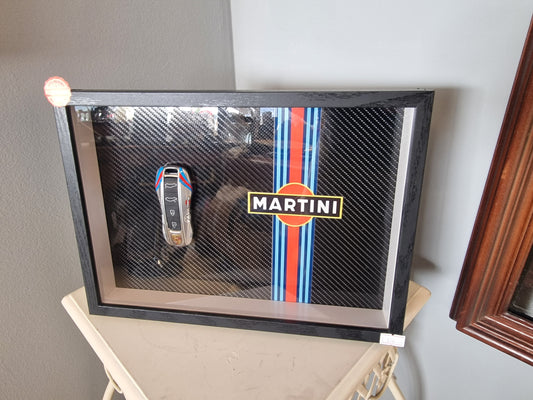 Cadre A4 – Clé Porsche Supercar Design Martini – Édition Limitée (10 exemplaires)