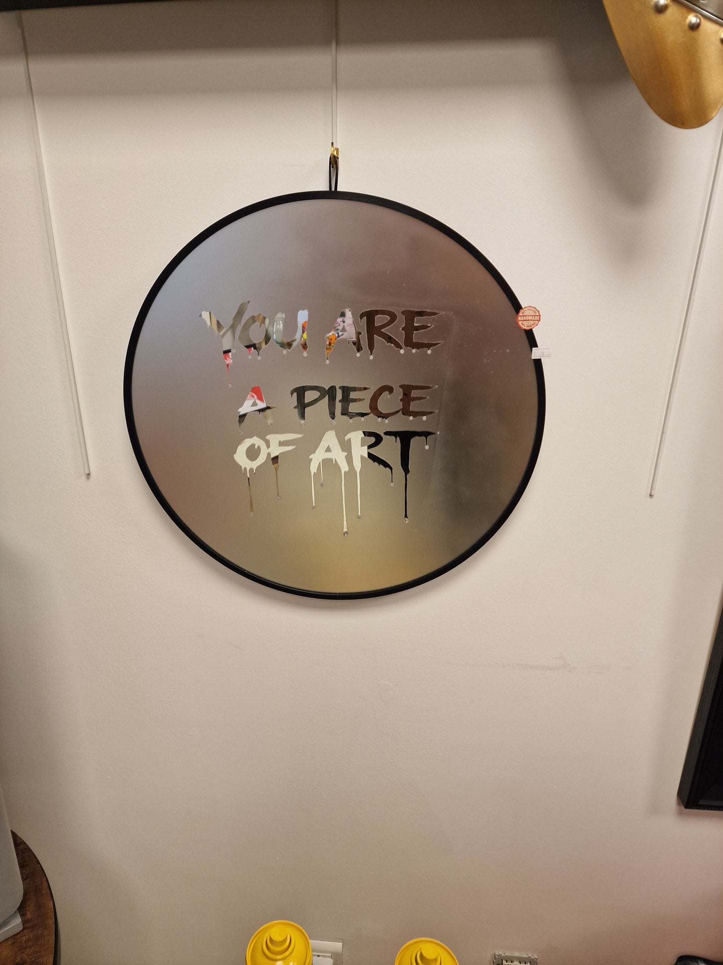 Miroir rond design artistique – “You Are A Piece Of Art” – Décoration murale originale style obscur