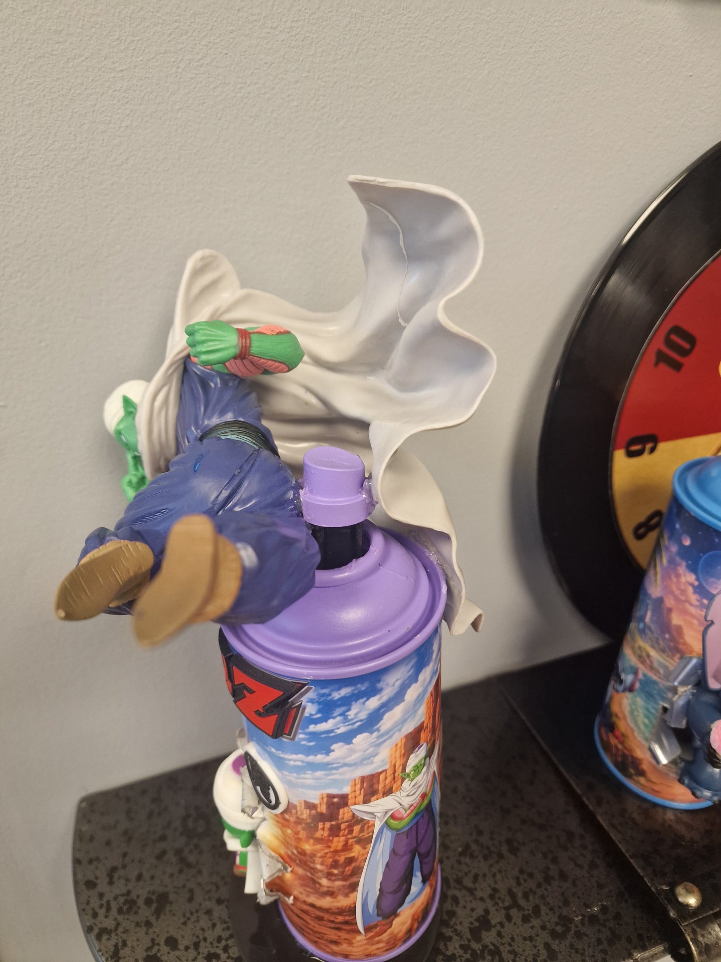 Bombe de peinture custom dragon ball z – Figurine little picolo pop culture artisanale