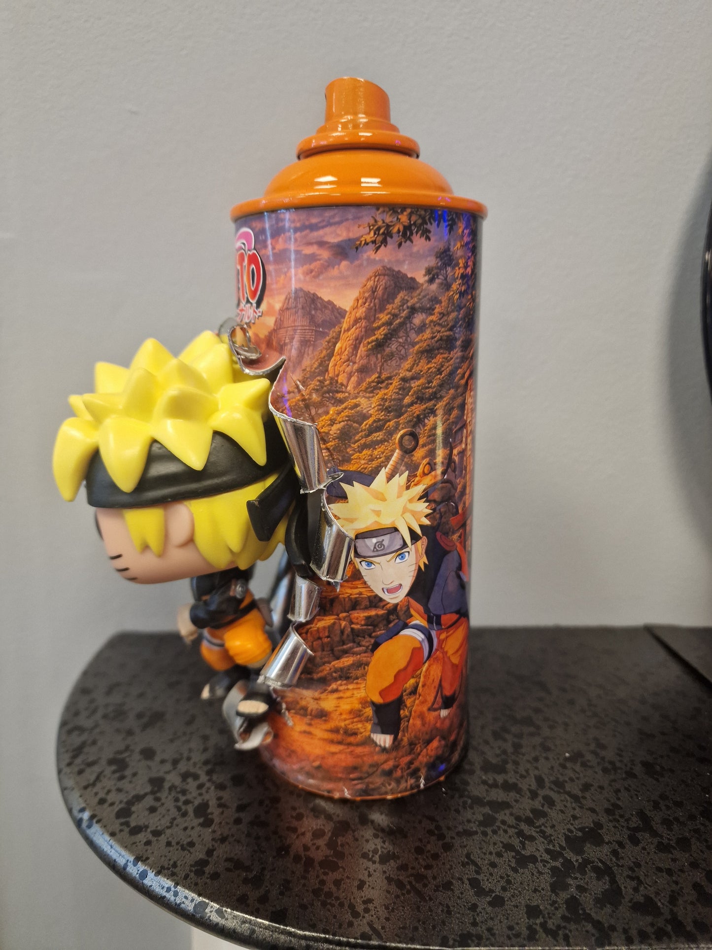 Bombe de peinture custom pokemon – Figurine pop naruto pop culture artisanale