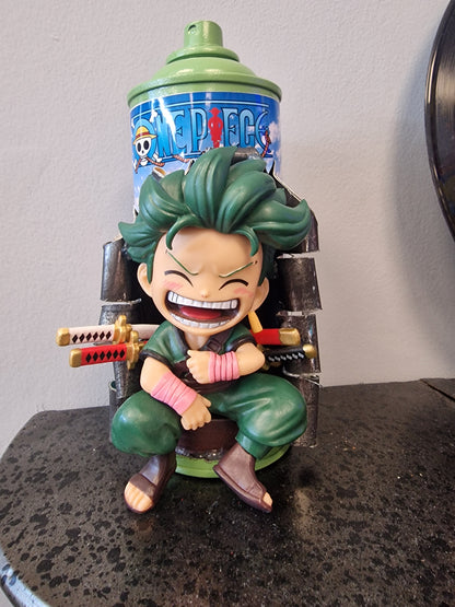Zoro One Piece – Bombe de peinture customisée – Décoration manga – Figurine – Création artisanale