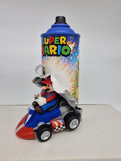 Bombe de peinture custom nintendo  – Figurine mario pop culture artisanale