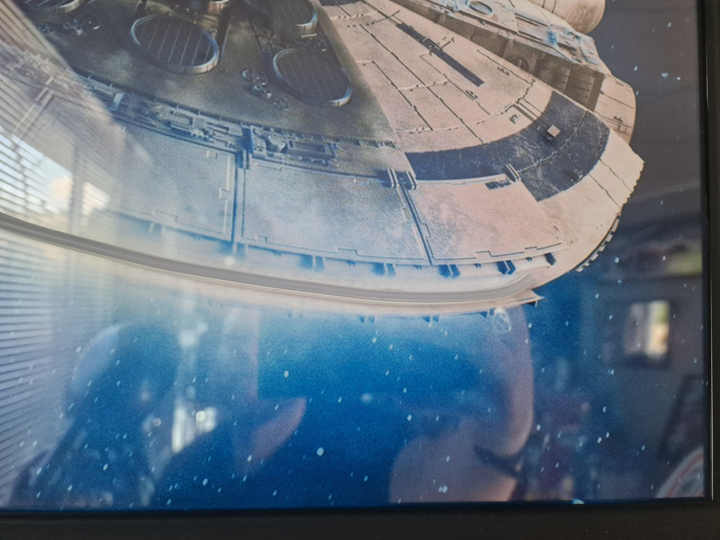 Cadre Lumineux Faucon Millenium 40x50 cm – Propulseurs LED – Décoration Murale Inspirée Star Wars