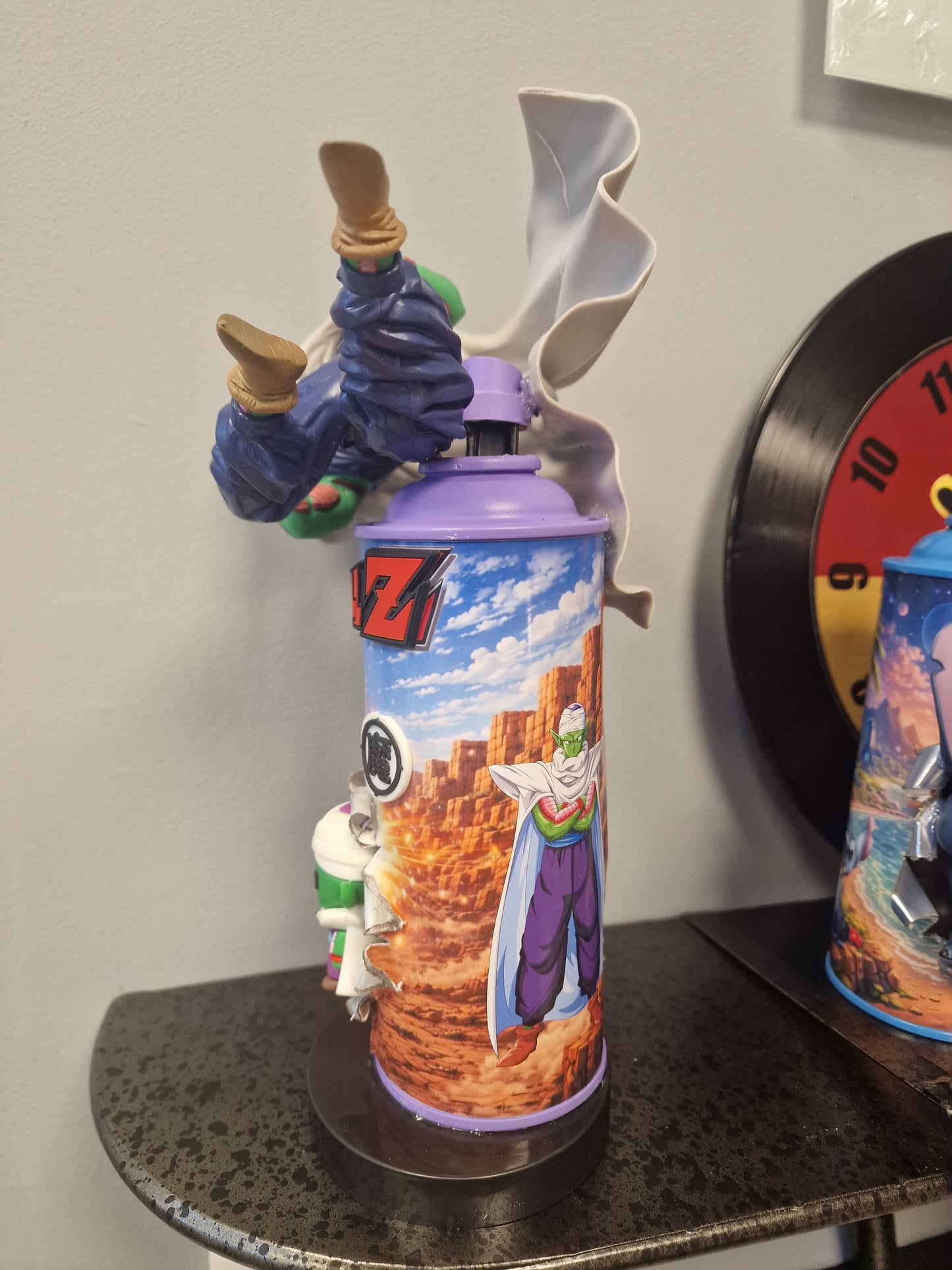 Bombe de peinture custom dragon ball z – Figurine little picolo pop culture artisanale
