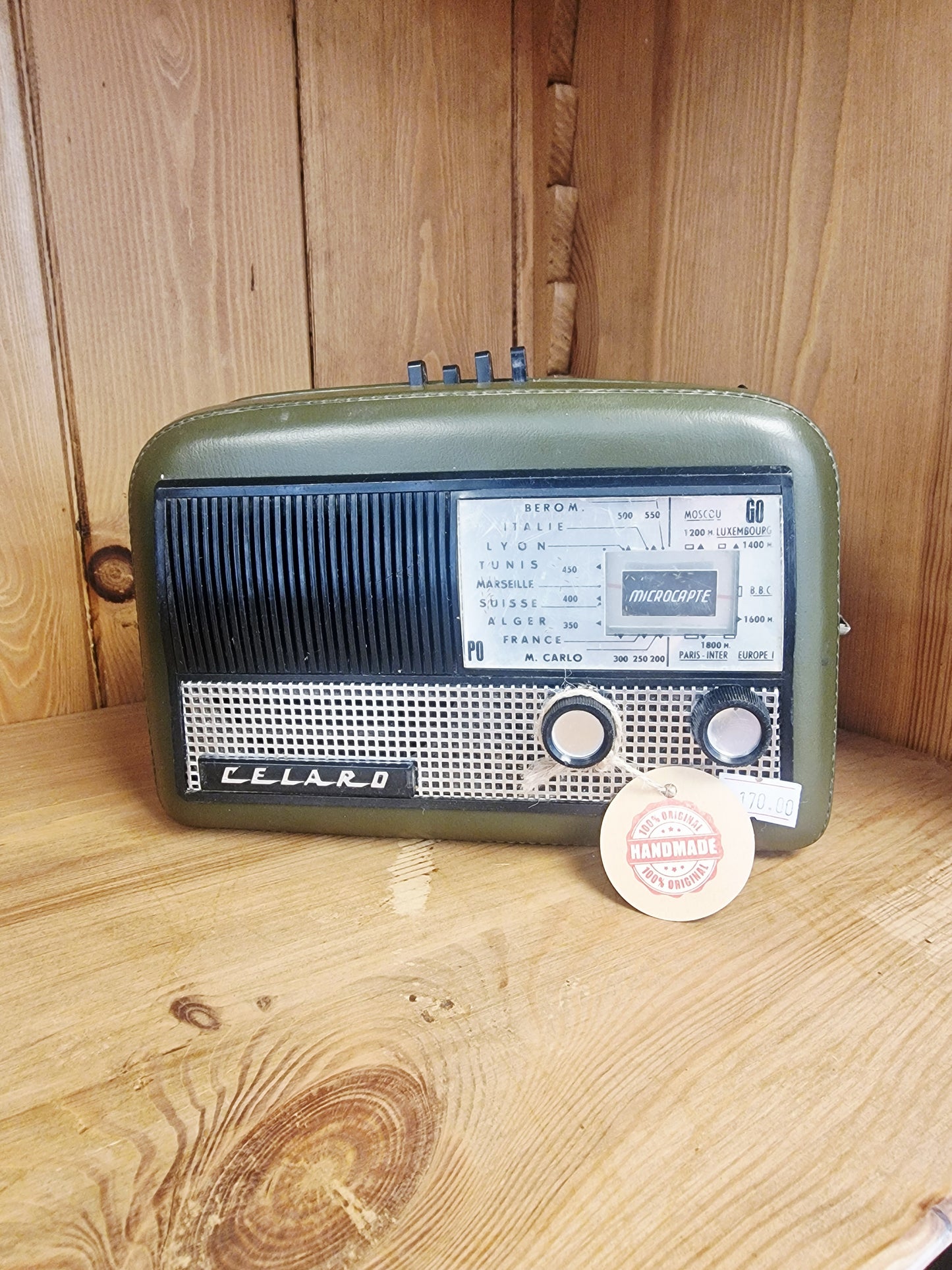 Radio Vintage Celard Rénovée – Enceinte Bluetooth Artisanale avec Batterie Rechargeable – Pièce Unique Made in Ardèche