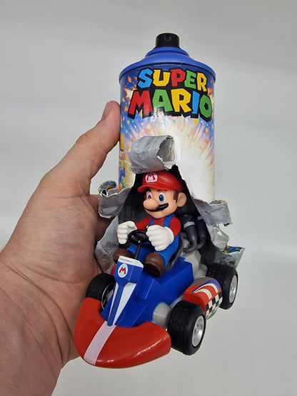 Bombe de peinture custom nintendo  – Figurine mario pop culture artisanale