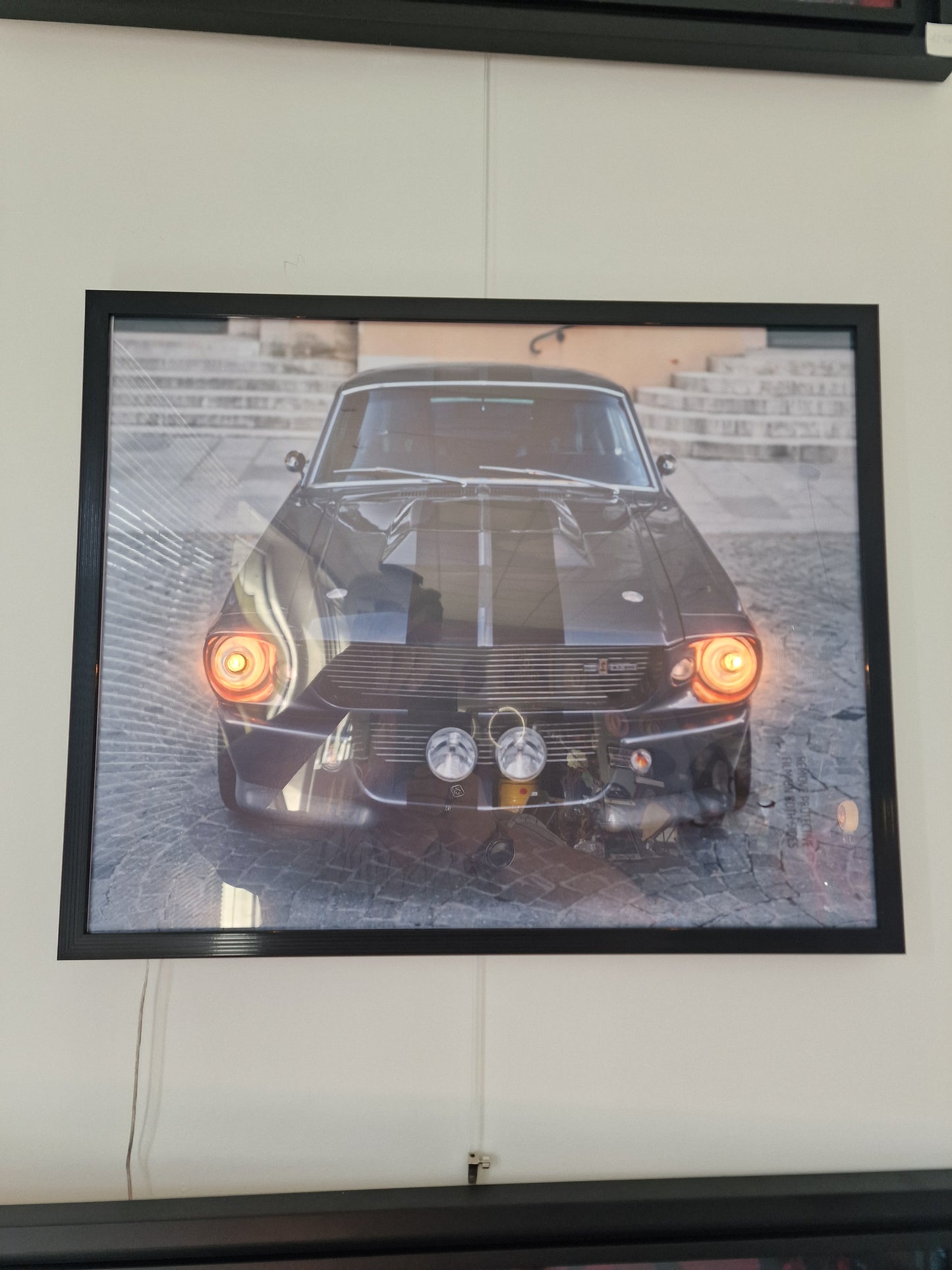 Cadre lumineux Mustang Shelby GT500 40×50 – Création artisanale avec phares éclairés