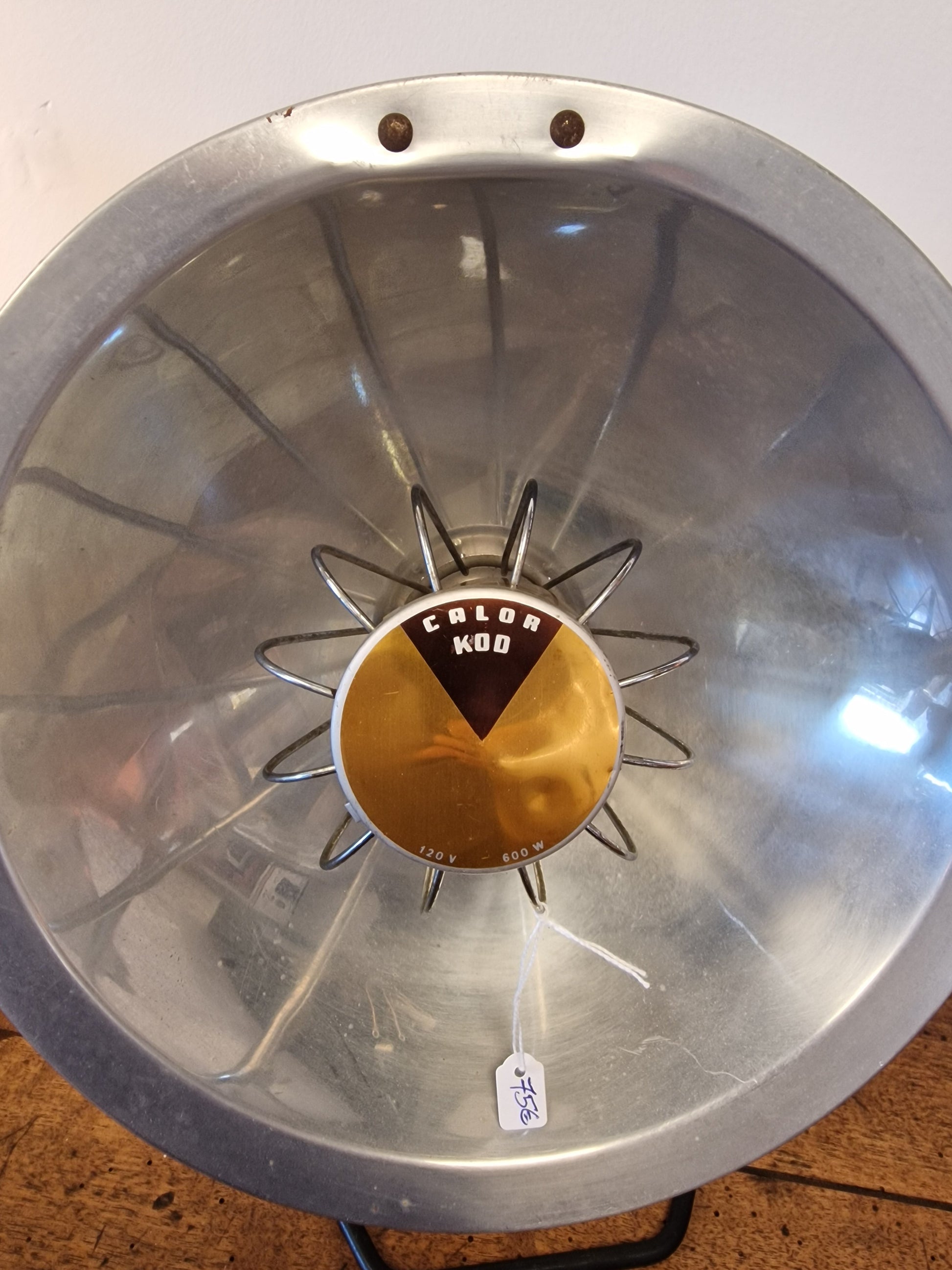 💡 Lampe Design Unique – Radiateur Calor KOD Vintage Recyclé (44 x 33 cm) Vintagedison