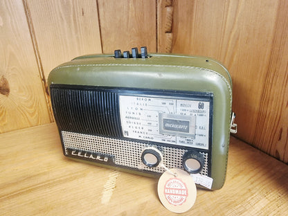 Radio Vintage Celard Rénovée – Enceinte Bluetooth Artisanale avec Batterie Rechargeable – Pièce Unique Made in Ardèche