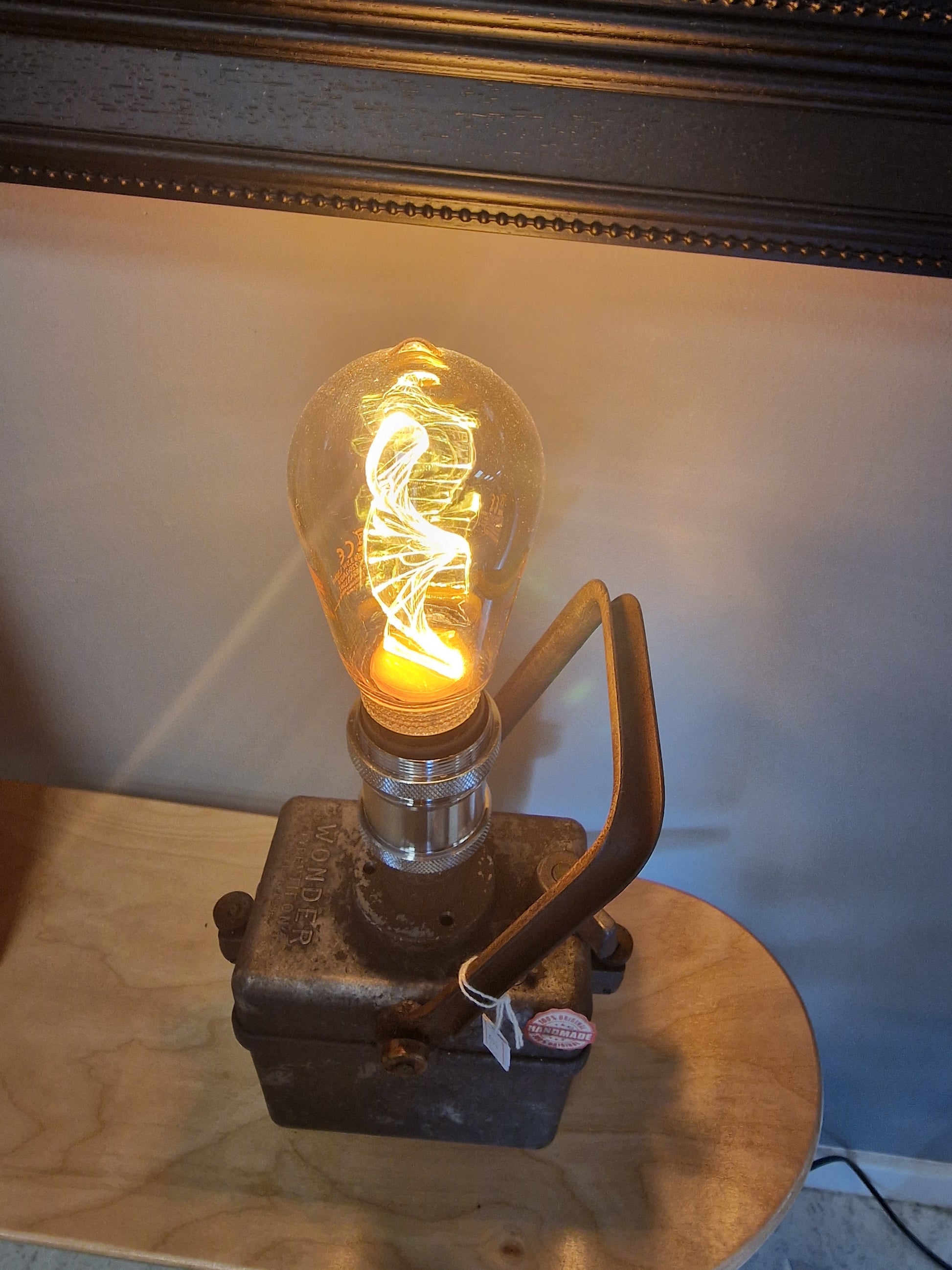 Lampe industrielle sncf vintage "Wonder" - – Création artisanale unique
