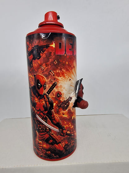 Bombe de peinture custom marvel – Figurine deadpool pop culture artisanale
