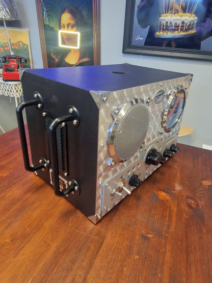 Enceinte Bluetooth 5.0 Vintage Dans Ancienne Radio Spirit Of St Louis