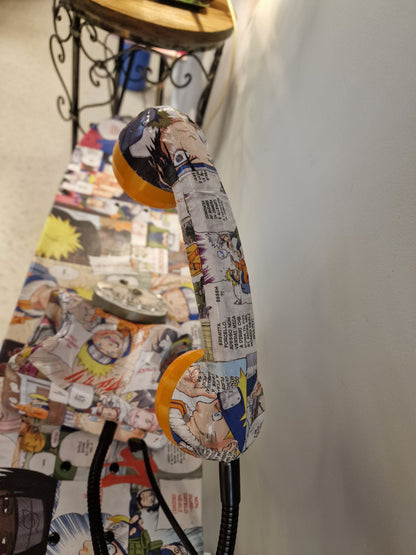 Lampe Téléphone Vintage Naruto – Ancien Téléphone Transformé en Lampe Design Manga