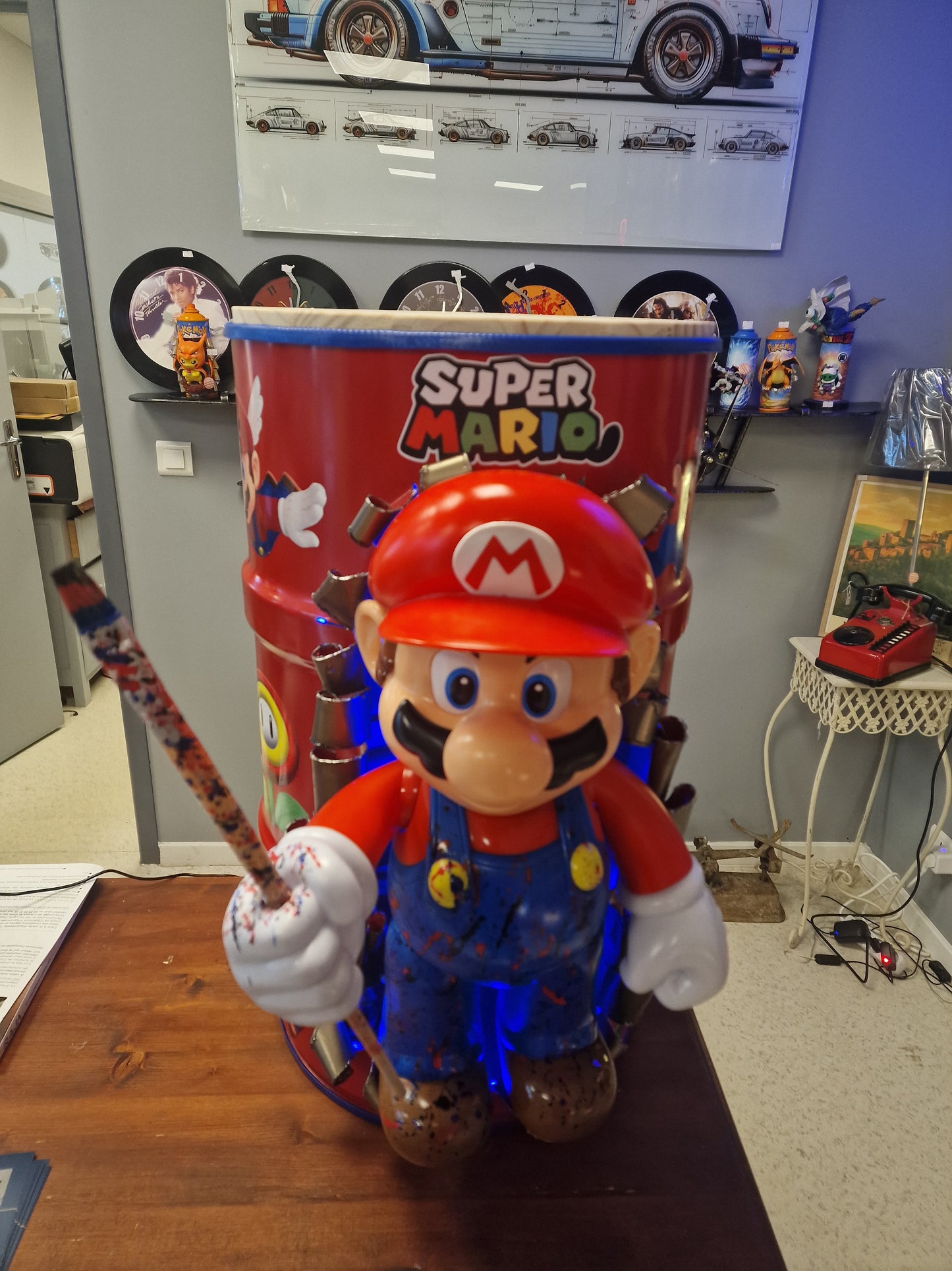 Table d’appoint super mario – Bidon métal custom 60L transformé en meuble design geek