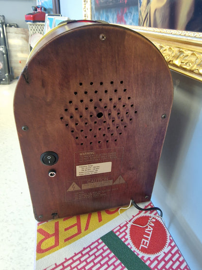 Ancienne Radio Style Jukebox – Enceinte Bluetooth Compacte avec Rétroéclairage & Batterie Rechargeable (Ardèche