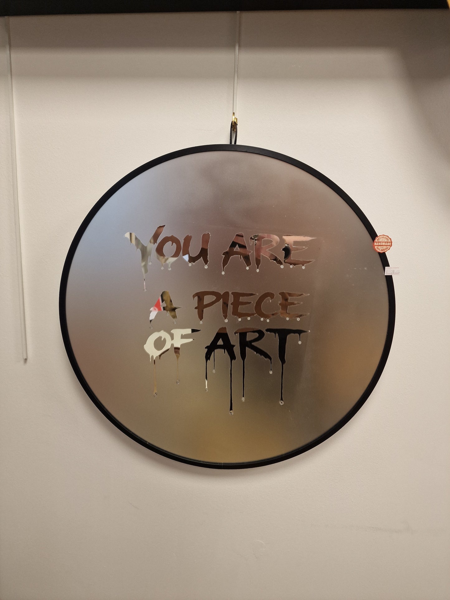 Miroir rond design artistique – “You Are A Piece Of Art” – Décoration murale originale style obscur