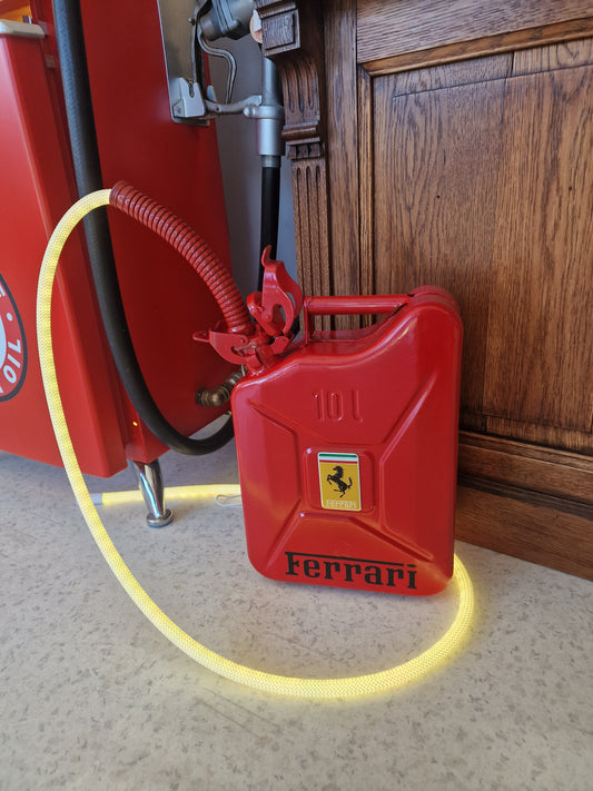 Lampe Jerrycan Ferrari – Luminaire Design RGB Fait Main