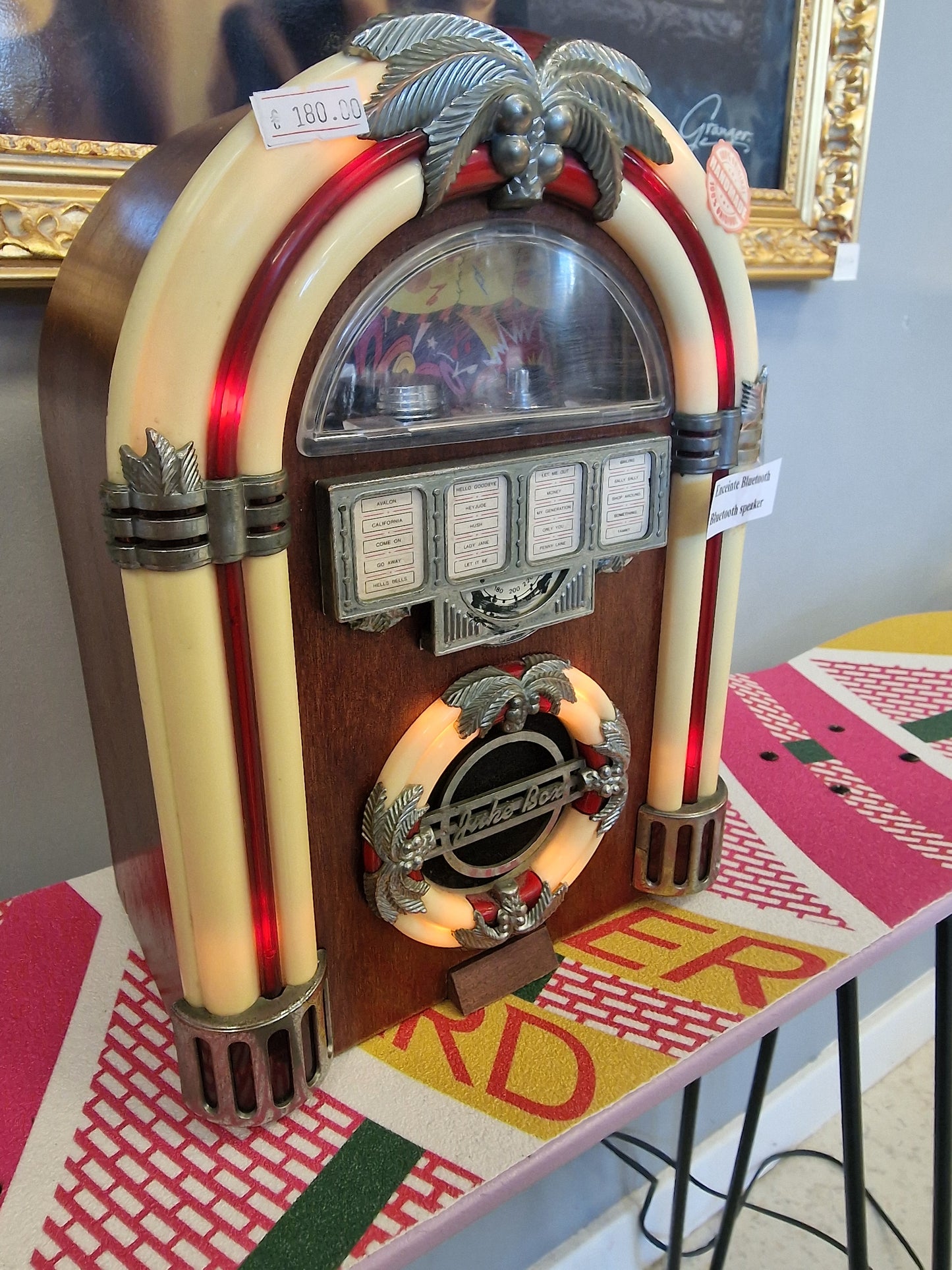 Ancienne Radio Style Jukebox – Enceinte Bluetooth Compacte avec Rétroéclairage & Batterie Rechargeable (Ardèche