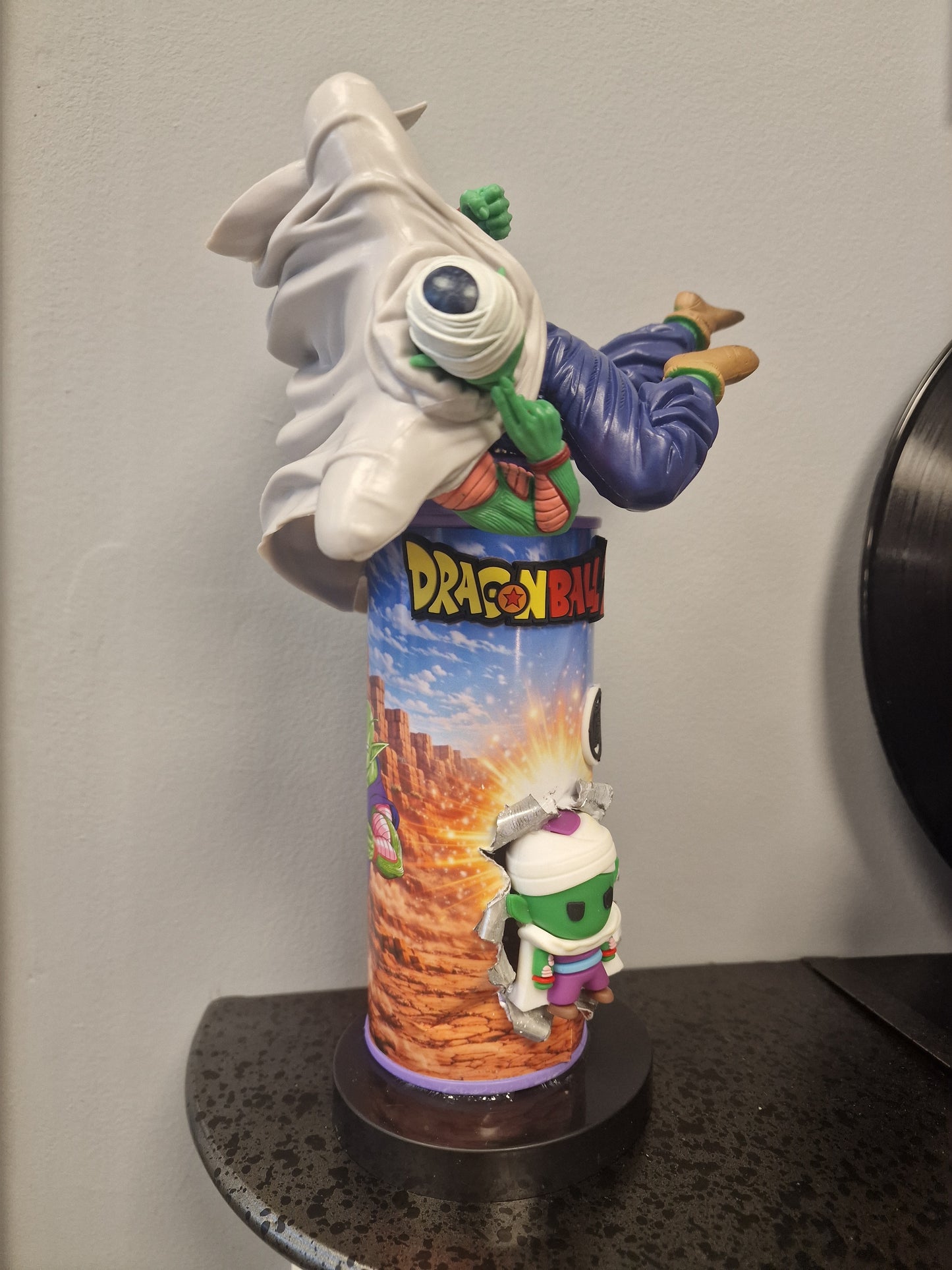 Bombe de peinture custom dragon ball z – Figurine little picolo pop culture artisanale