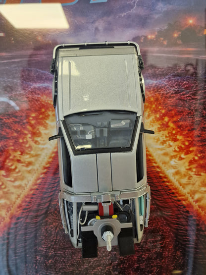 Cadre Back to the Future DeLorean – Tableau Retour vers le Futur 40x50 – Décoration cinéma geek – Voiture DeLorean