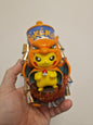 Bombe de peinture custom pokemon – Figurine pikachu dracofeu pop culture artisanale