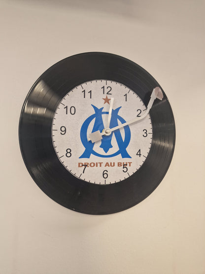 Horloge Vinyle l'olympique marseillais – Une Horloge Vintage Unique pour les Fans de l'om