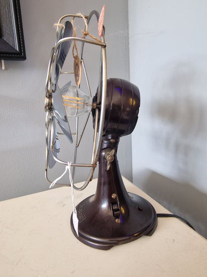 Lampe ancien ventilateur Calor – création vintage artisanale upcyclée Vintagedison