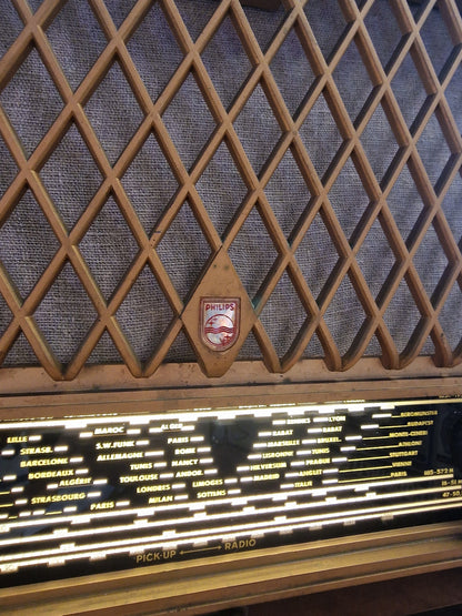 Radio ancienne Philips vintage transformée en enceinte Bluetooth – Poste TSF rétro lumineux – Pièce unique