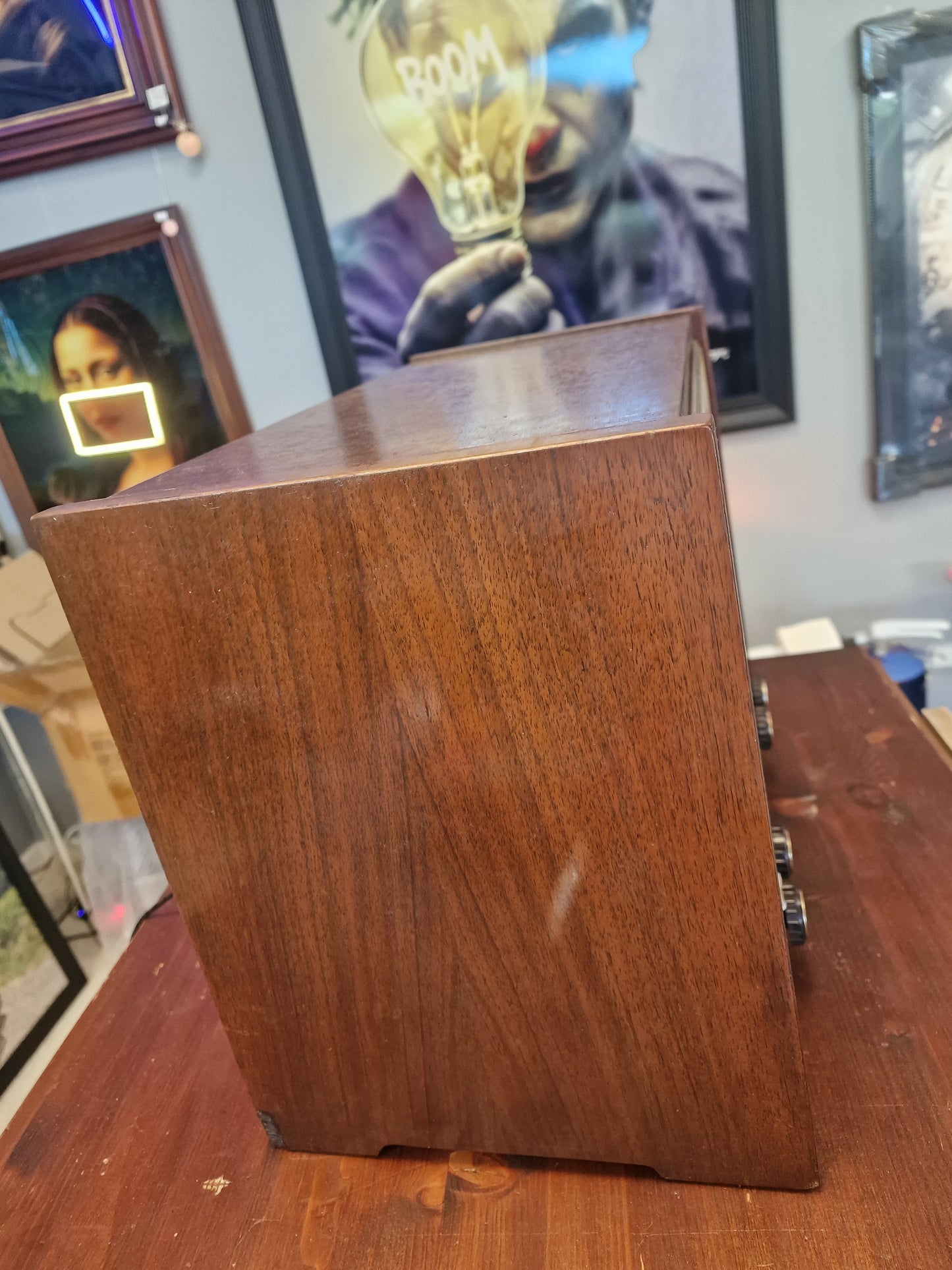 Radio Vintage Ducretet Thomson Bluetooth – Enceinte Bluetooth restaurée en Ardèche avec haut-parleur d'origine et rétroéclairage LED