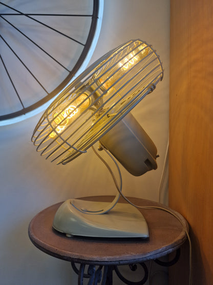 Lampe industrielle vintage en ancien ventilateur – Création unique avec 4 ampoules LED