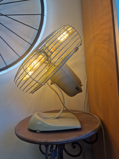 Lampe industrielle vintage en ancien ventilateur – Création unique avec 4 ampoules LED