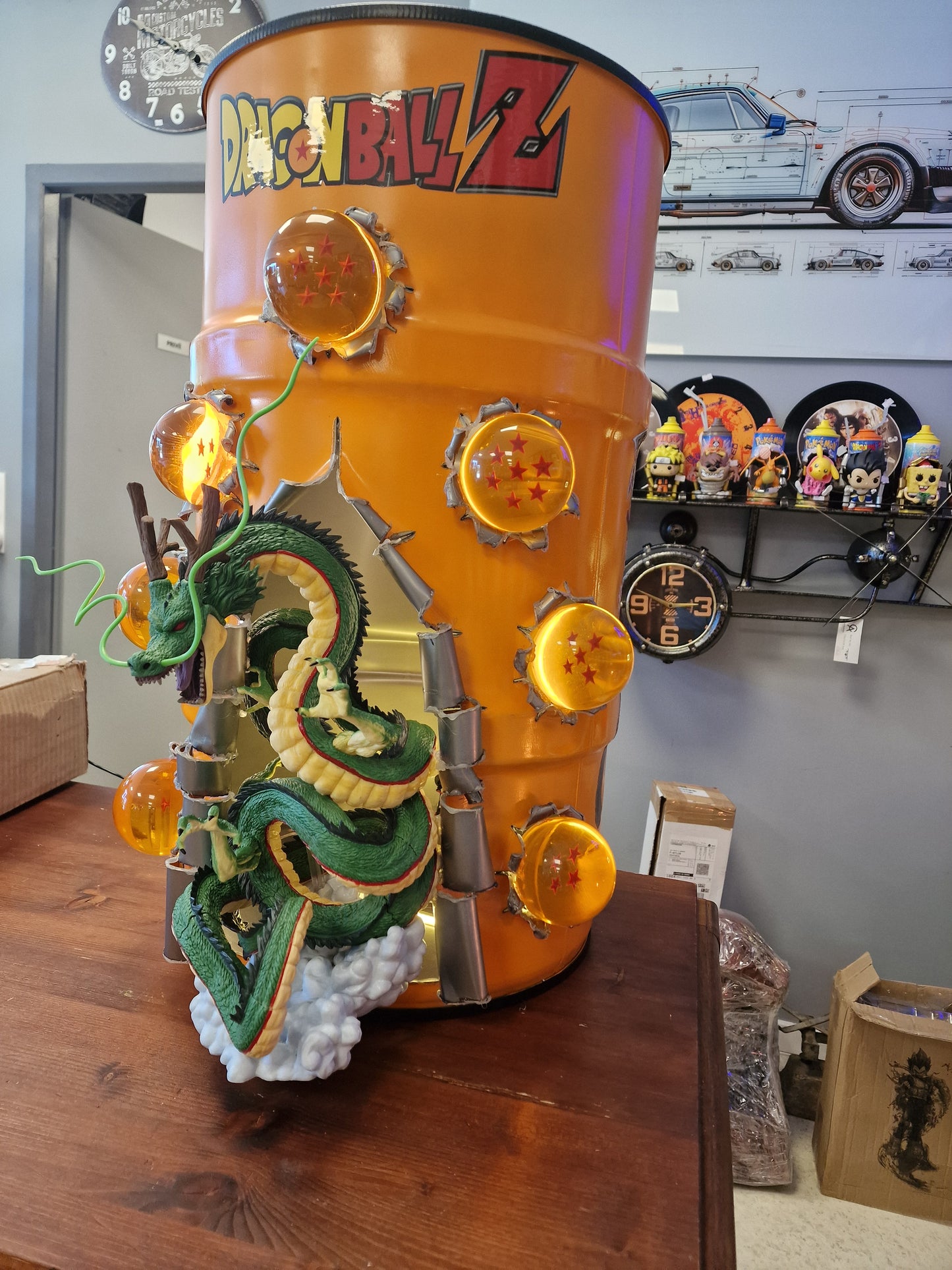 Table d'appoint Dragon Ball Z Shenron – Bidon 60L fait main avec 7 Boules de Cristal