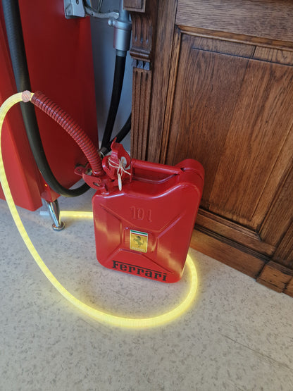 Lampe Jerrycan Ferrari – Luminaire Design RGB Fait Main