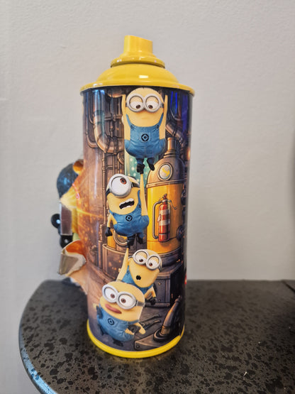 Bombe de peinture custom minions– Figurine des minions England pop culture artisanale
