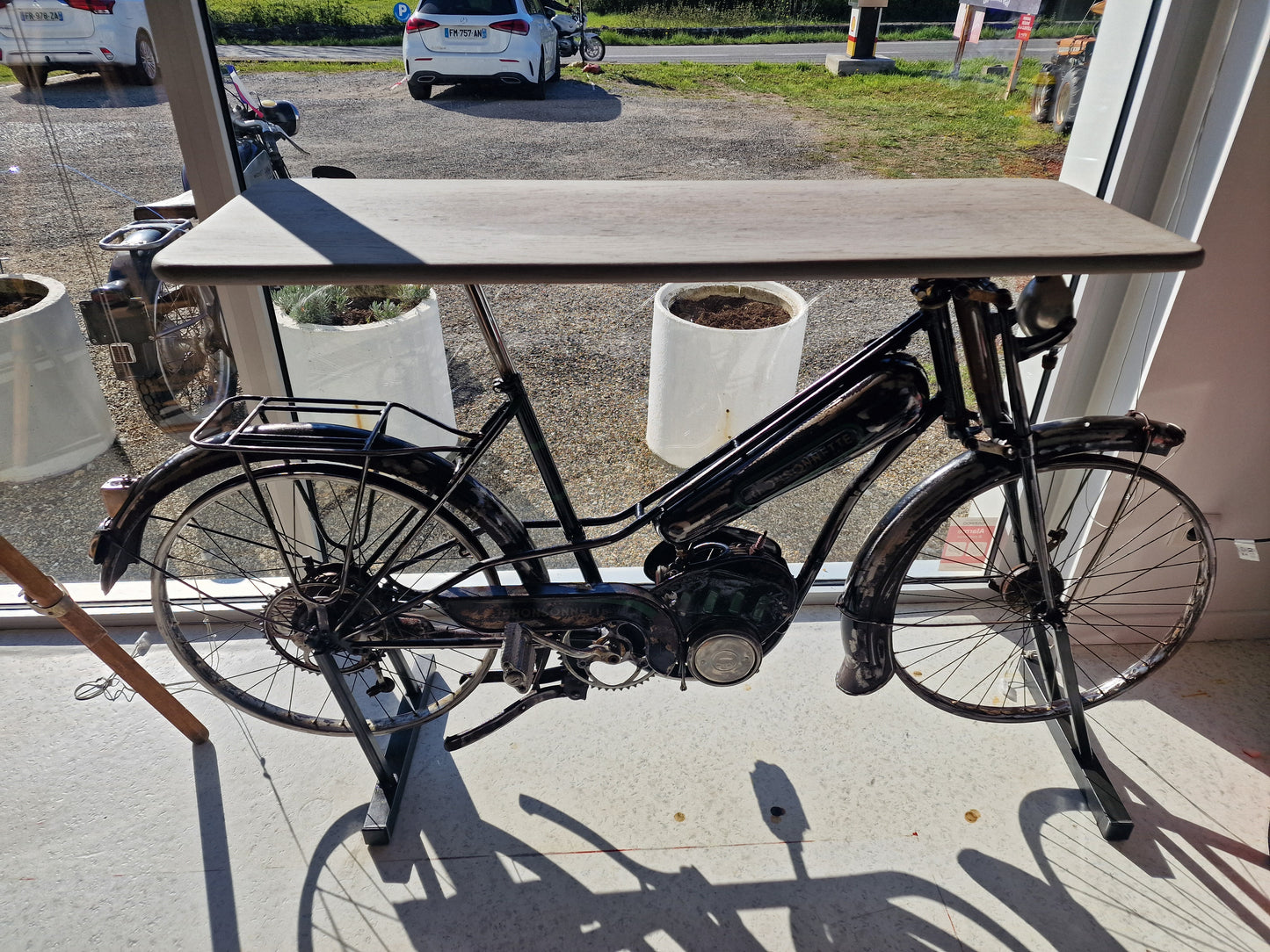 🛠️ Console industrielle unique en mobylette Rhonsonnette vintage