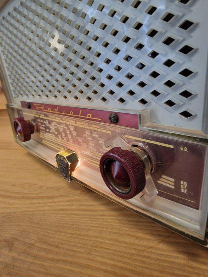 Enceinte Bluetooth Vintage Radiola – Rétro-Éclairée & Rechargeable .ancienne radio