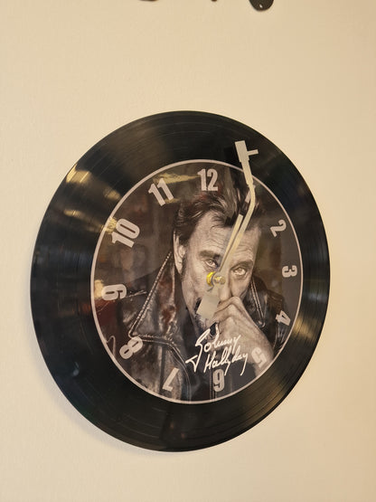 Horloge Vinyle Johnny Hallyday – Une Horloge Vintage Unique pour les Fans de Johnny Hallyday